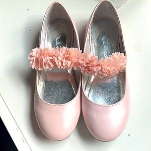 Girls EUC Nina Flower Band Ballet Flat